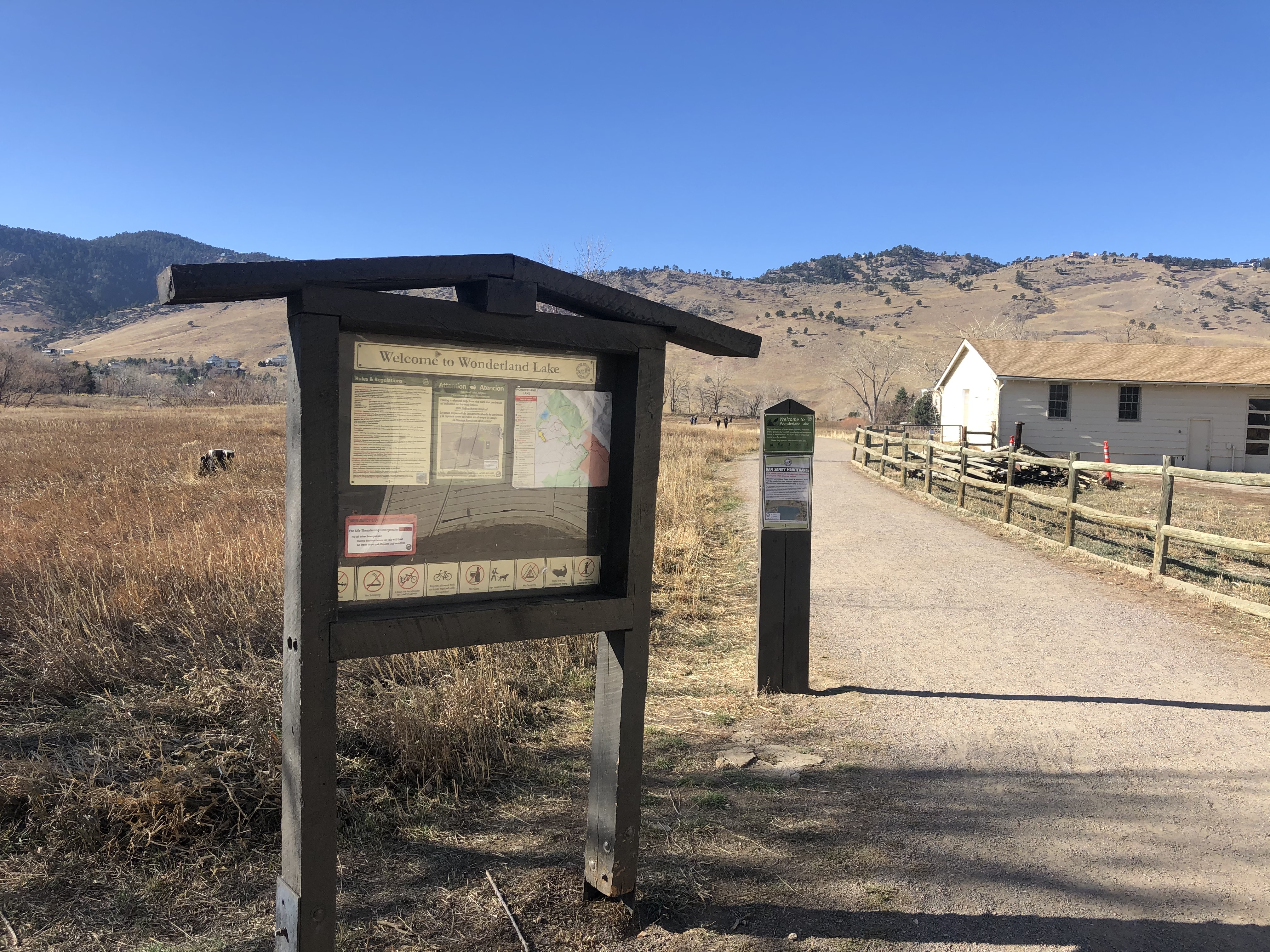 Wonderland Lake Park dog park